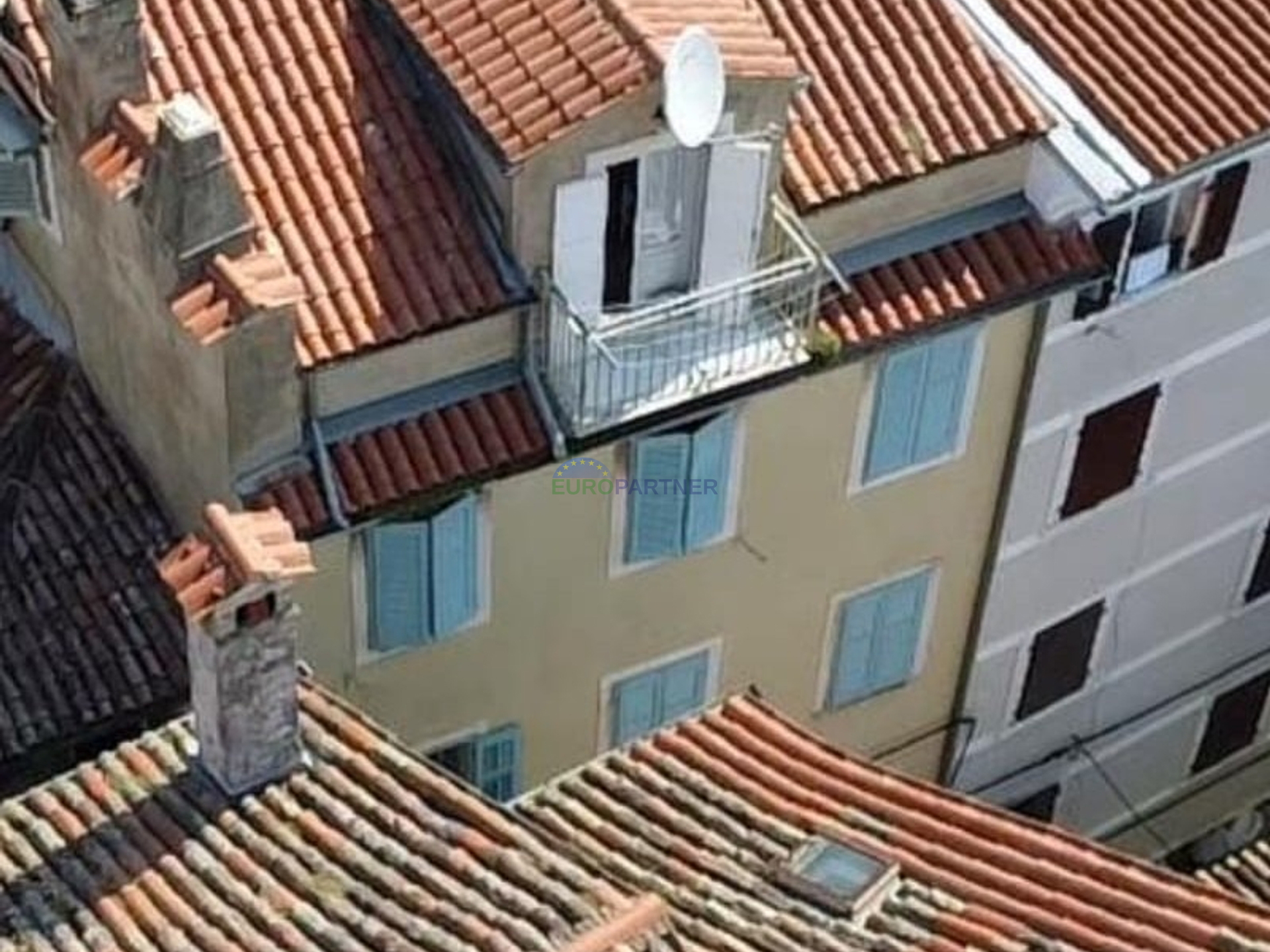 Istrien, Rovinj, Gewerbefläche mit Apartments
