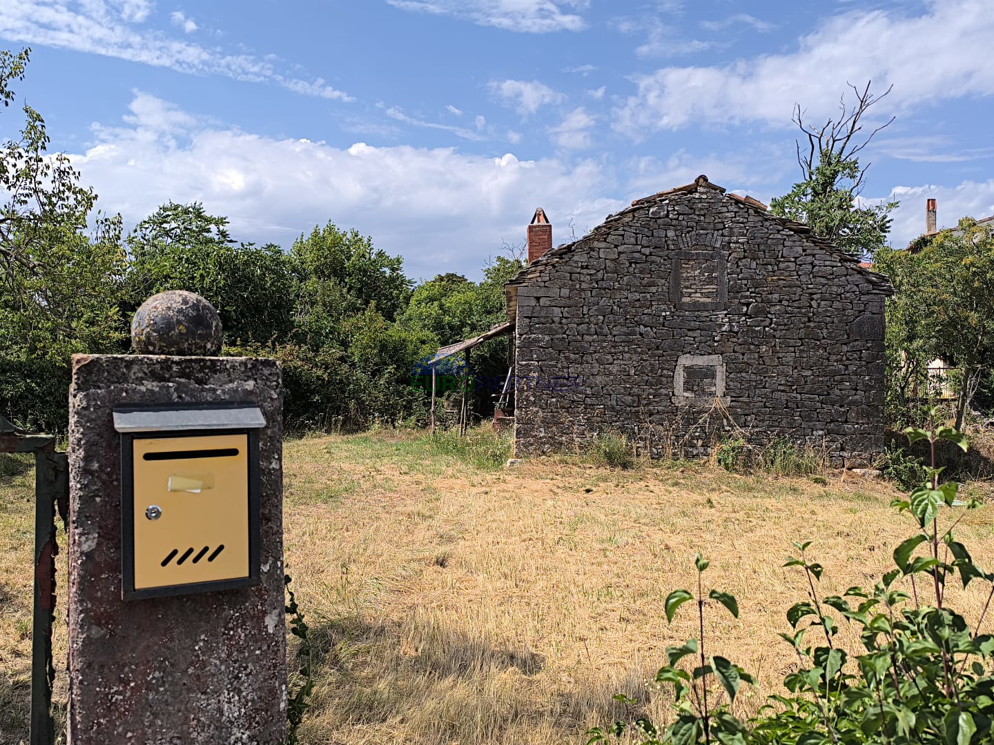 Istra, Višnjan, kuća sa zemljištem