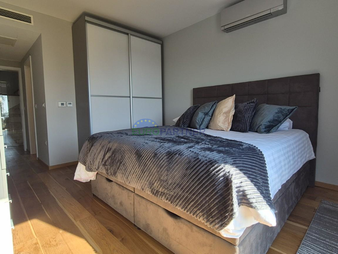 Casa&comma; 250 m2&comma; Vendita&comma; Pore&ccaron;