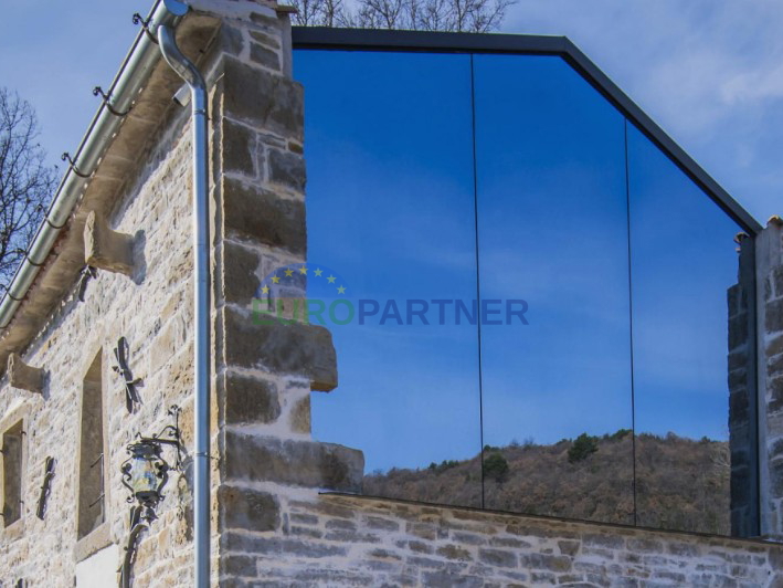 Istria, Tenuta esclusiva nel cuore di Grožnjan – completa privacy e posizione unica