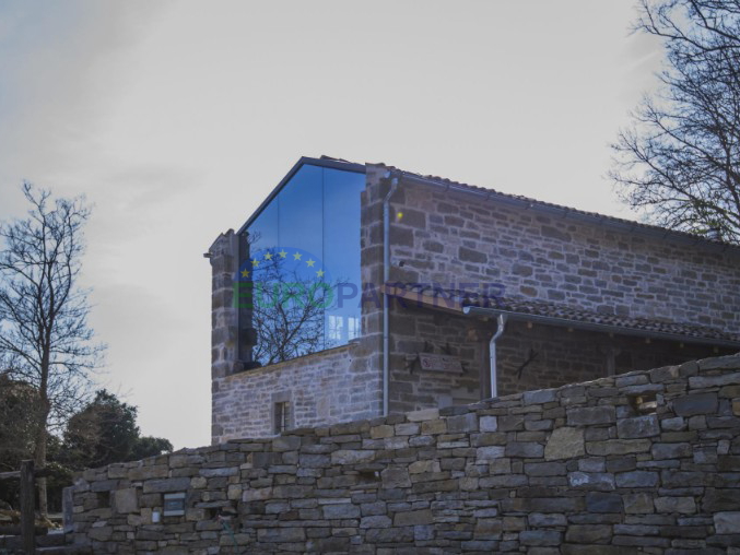 Istria, Tenuta esclusiva nel cuore di Grožnjan – completa privacy e posizione unica