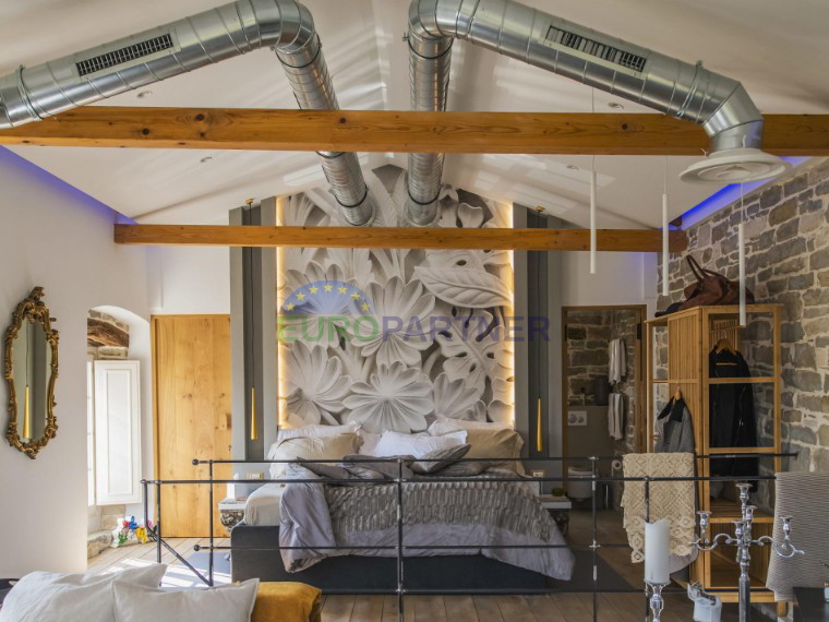 Istria, Tenuta esclusiva nel cuore di Grožnjan – completa privacy e posizione unica