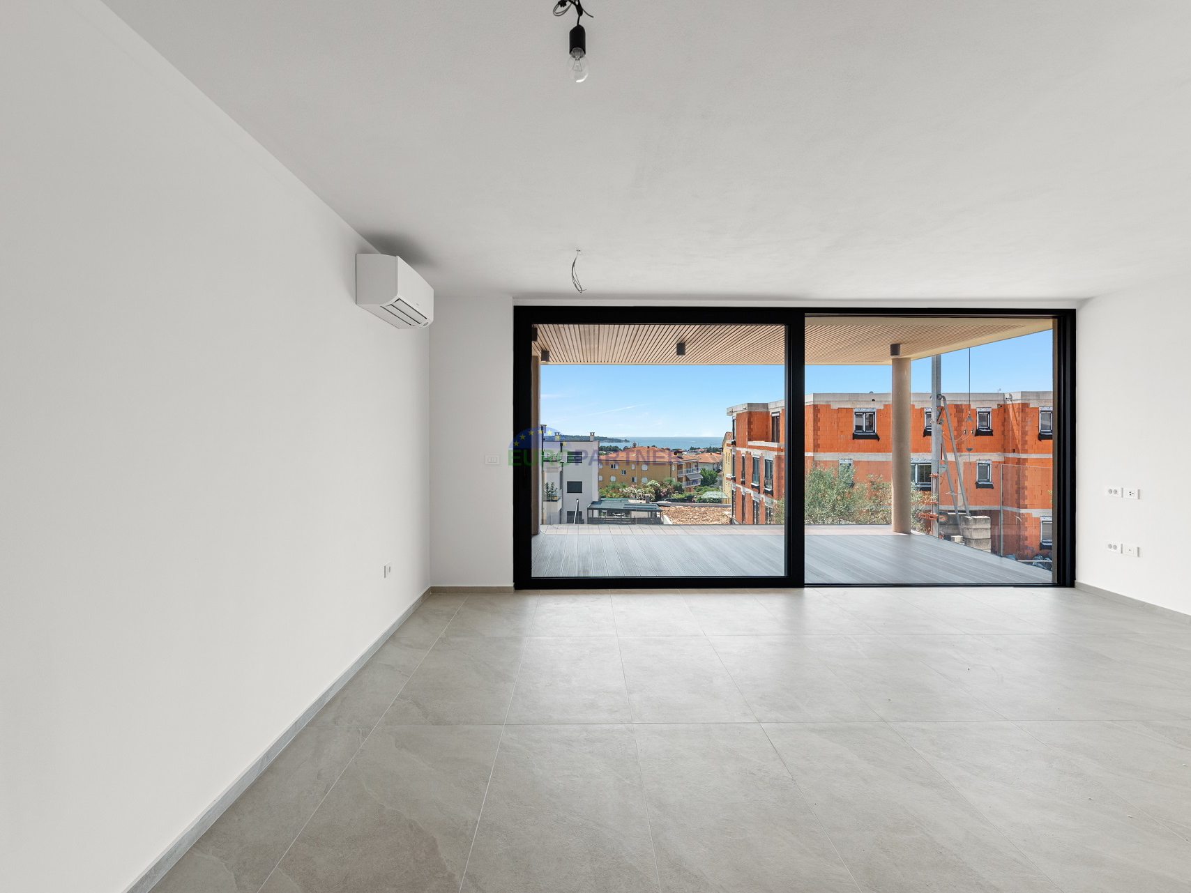 Istra, Novigrad, appartamento al primo piano in edificio di lusso