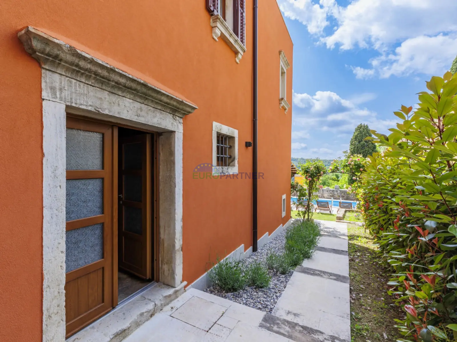 Istra, Oprtalj, kuća u staroj jezgri grada sa prekrasnim pogledom