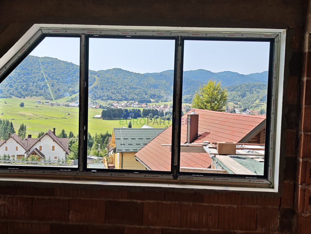 Casa, 335 m2, Vendita, Mrkopalj
