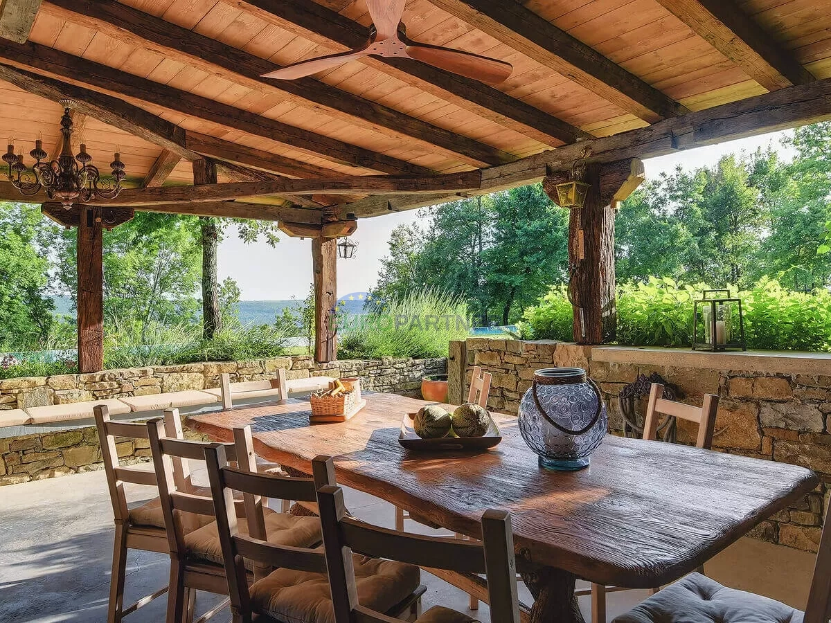 Istra, Exklusives Anwesen im Herzen von Grožnjan – absolute Privatsphäre und einzigartige Lage