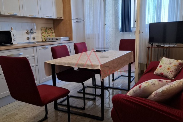 Podmurvice, 2sobni klasični stan, uređen