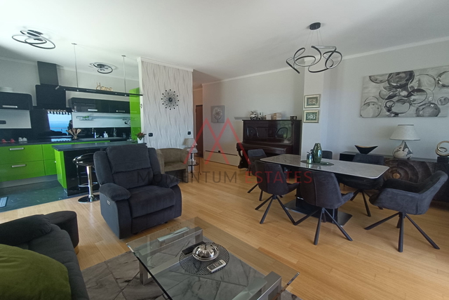 Appartamento, 90 m2, Affitto, Opatija