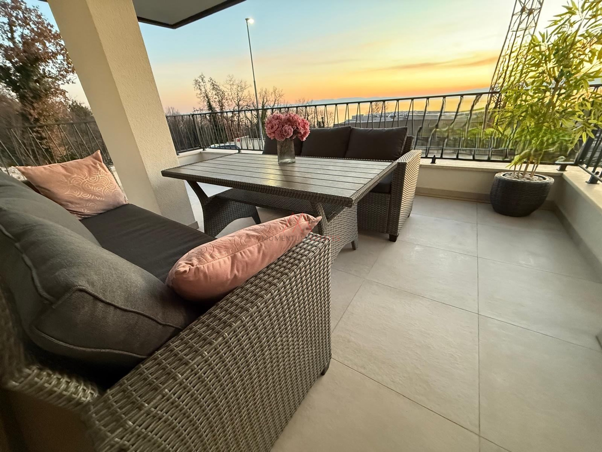 Wohnung, 90 m2, Vermietung, Kostrena