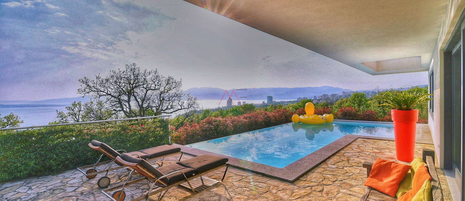 Kostrena, villa sa stilom