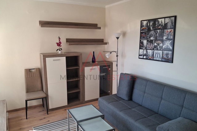 Wohnung, 33 m2, Vermietung, Rijeka - Gornja Vežica