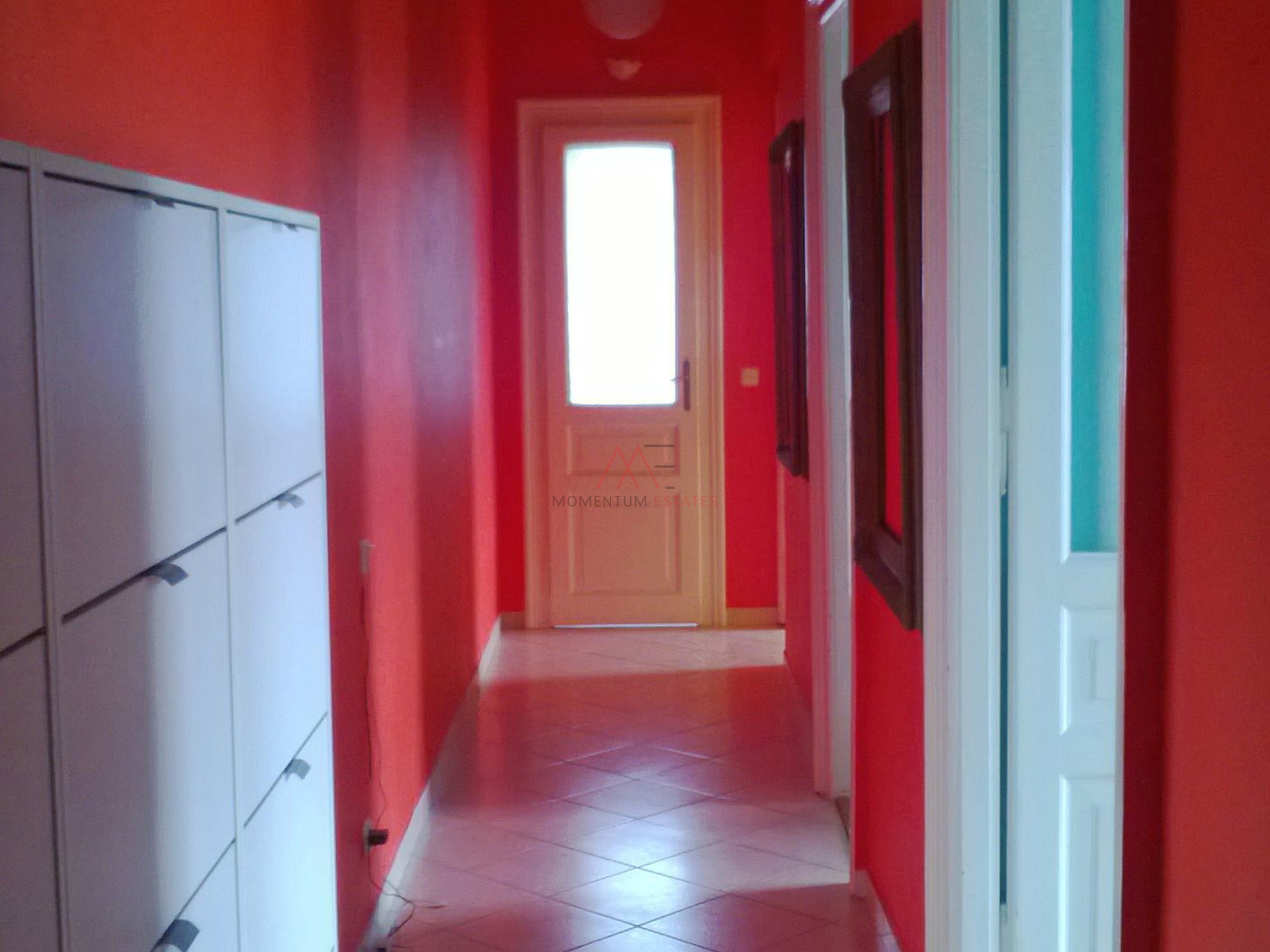 Brajda&comma; dvosobni uredan stan