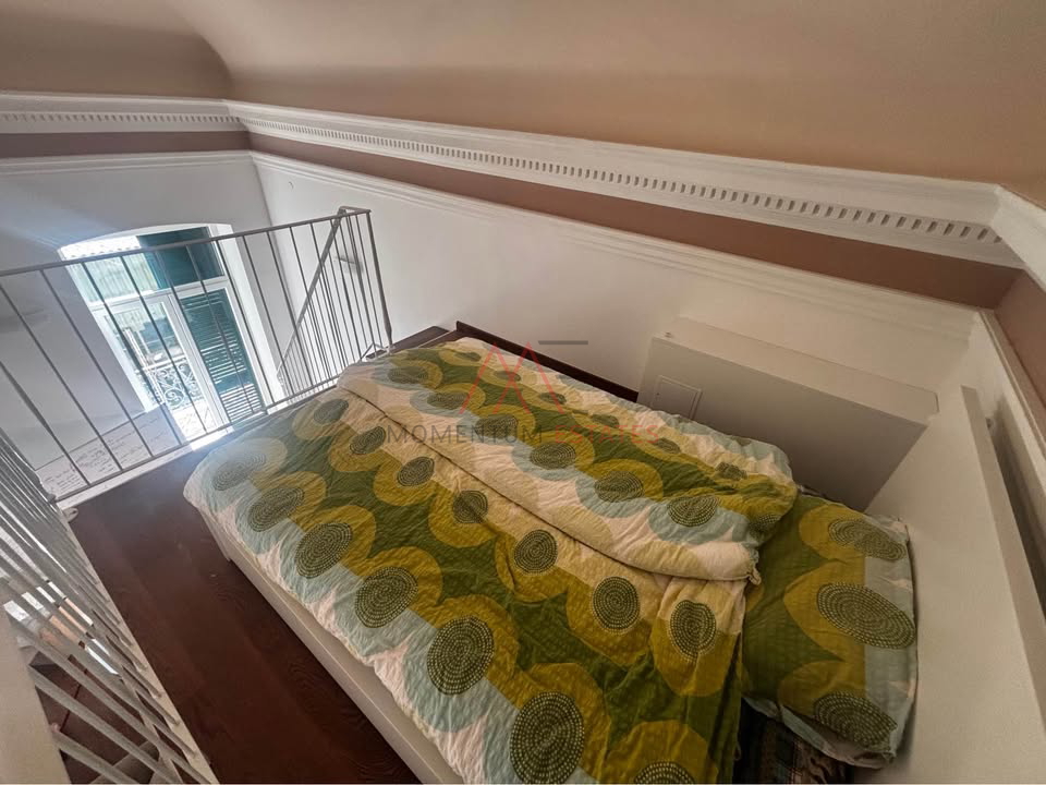 Rijeka centar&comma; dvoeta&zcaron;ni manji stan s parkingom