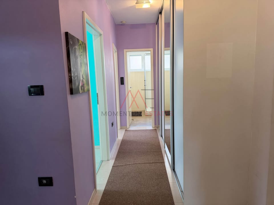 Belveder&comma; renoviran 2s&plus;db dugoro&ccaron;no