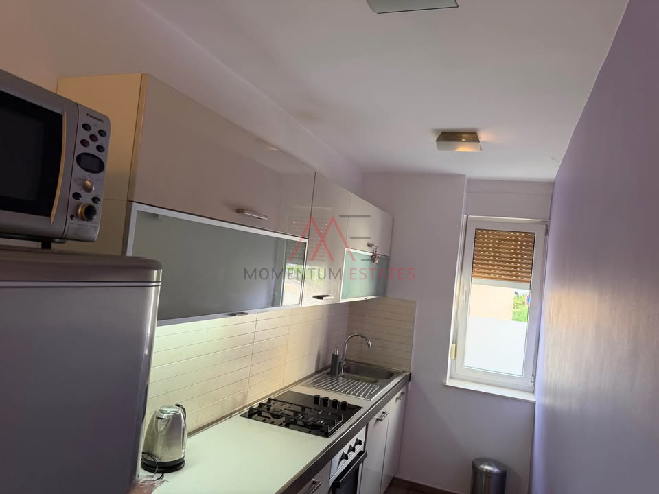 Belveder&comma; renoviran 2s&plus;db dugoro&ccaron;no