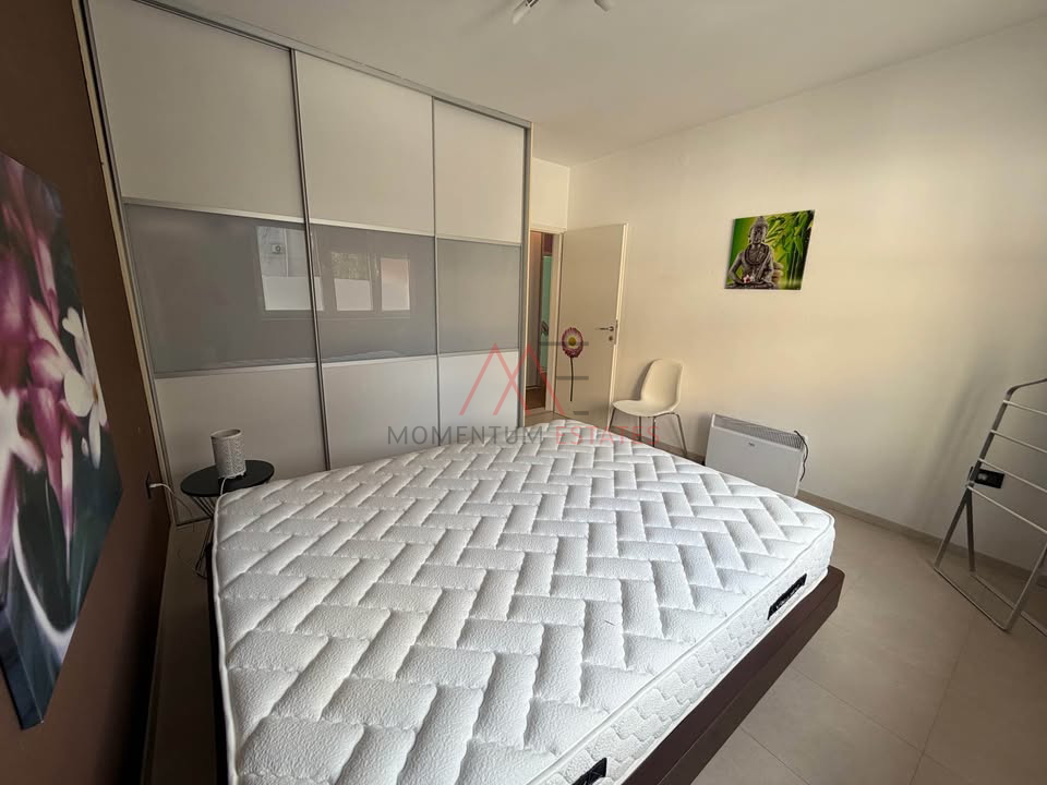 Belveder&comma; renoviran 2s&plus;db dugoro&ccaron;no