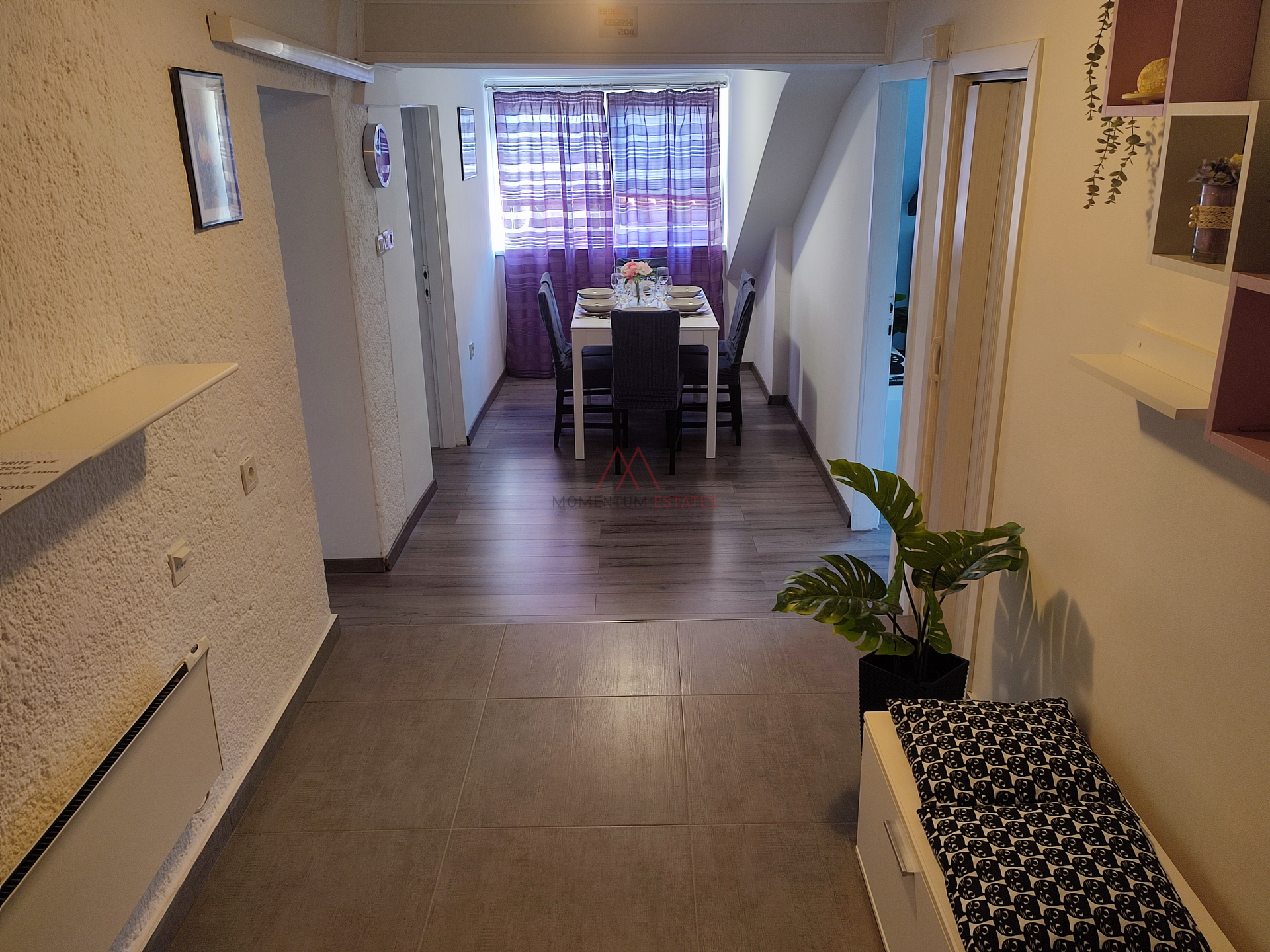 Centar&comma; adaptirani 3s&plus;db&comma; dugoro&ccaron;no