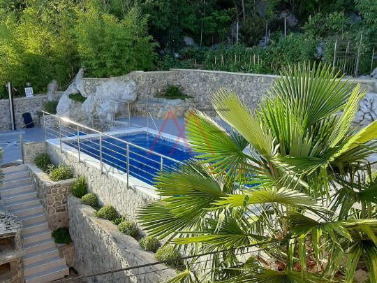 Kastav&comma; 2s&plus;db dugoro&ccaron;no