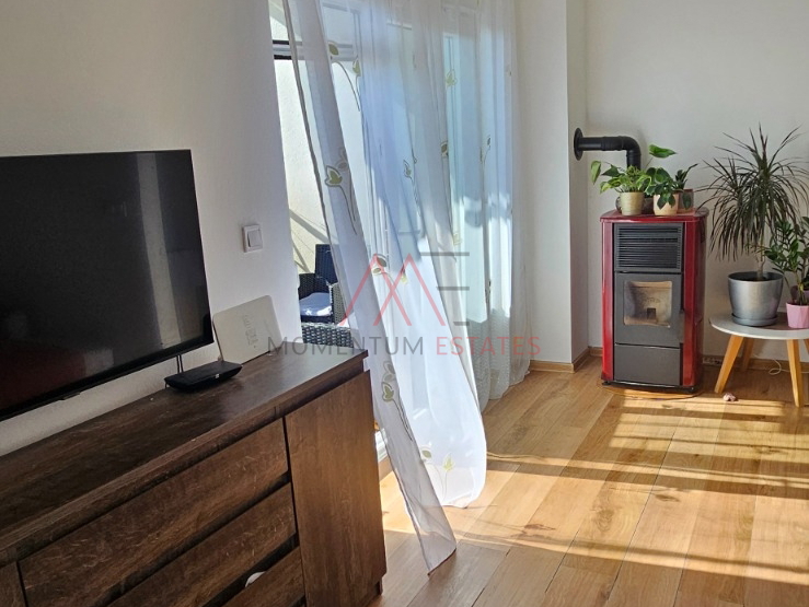 Apartment&comma; 60 m2&comma; For Sale&comma; Vi&scaron;kovo