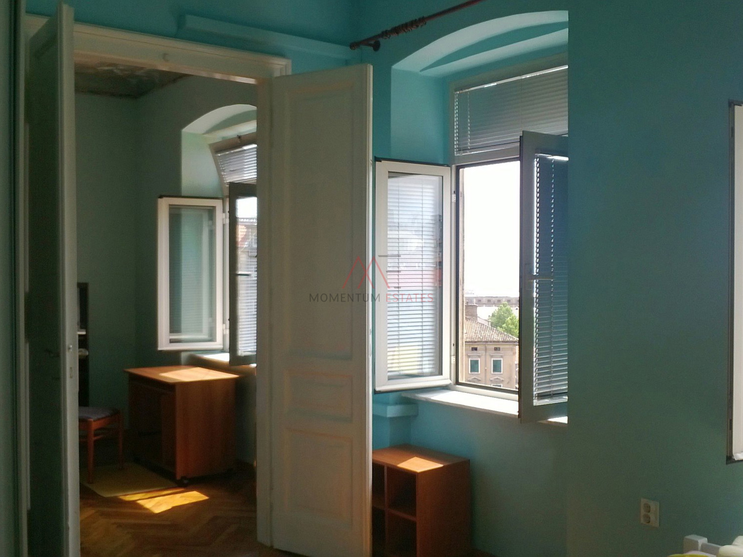 Brajda&comma; dvosobni uredan stan