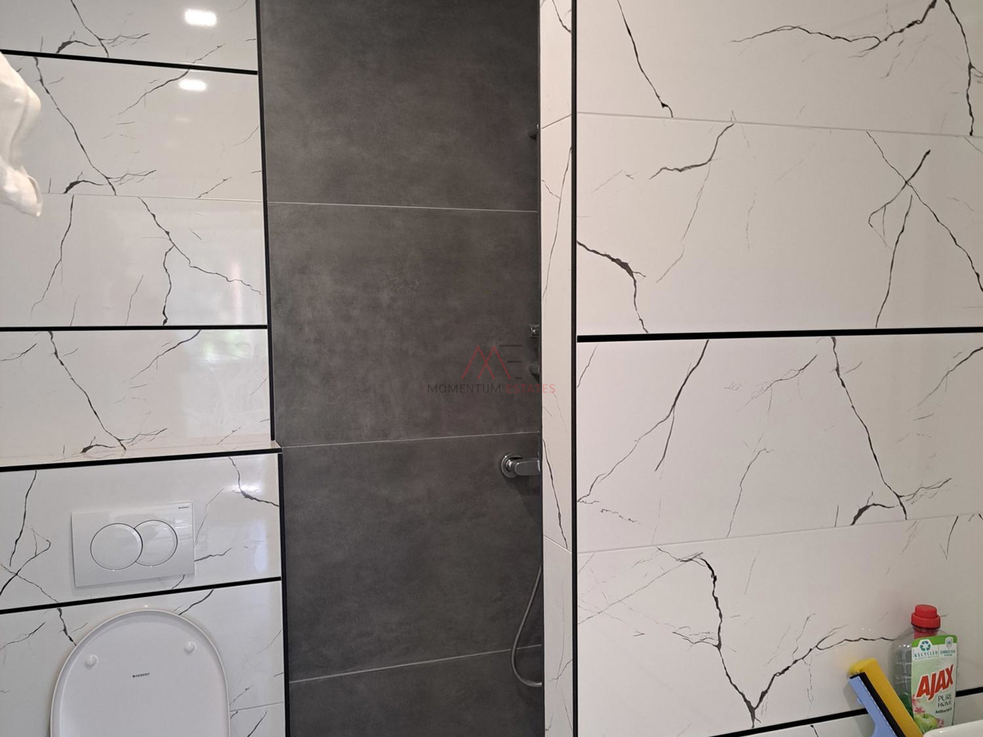Donja Vežica,  2sobni klasični novouređeni, dugoročno
