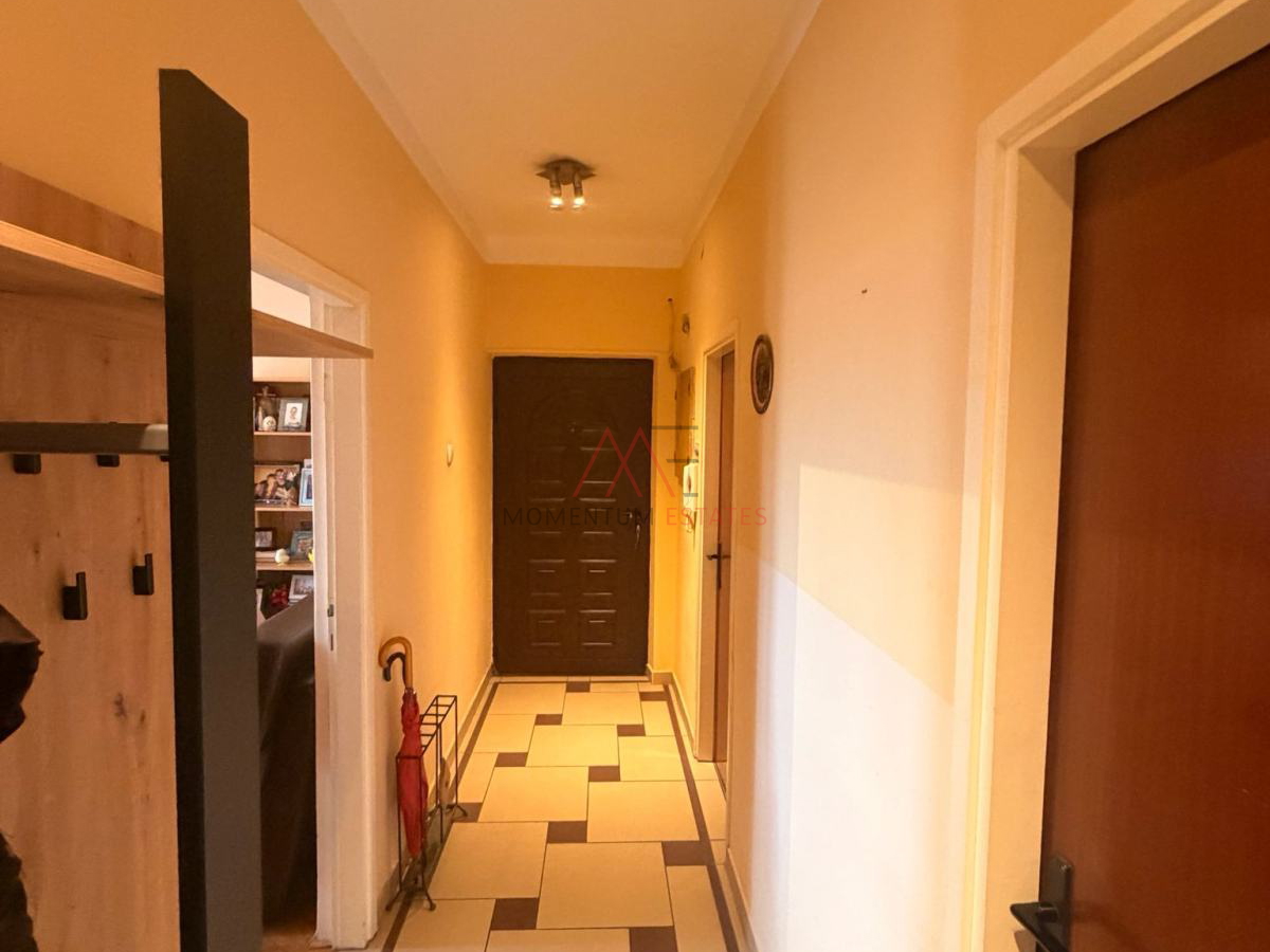 Banderovo&comma; trosobni stan za prodaju