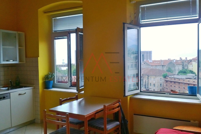 Brajda, dvosobni uredan stan