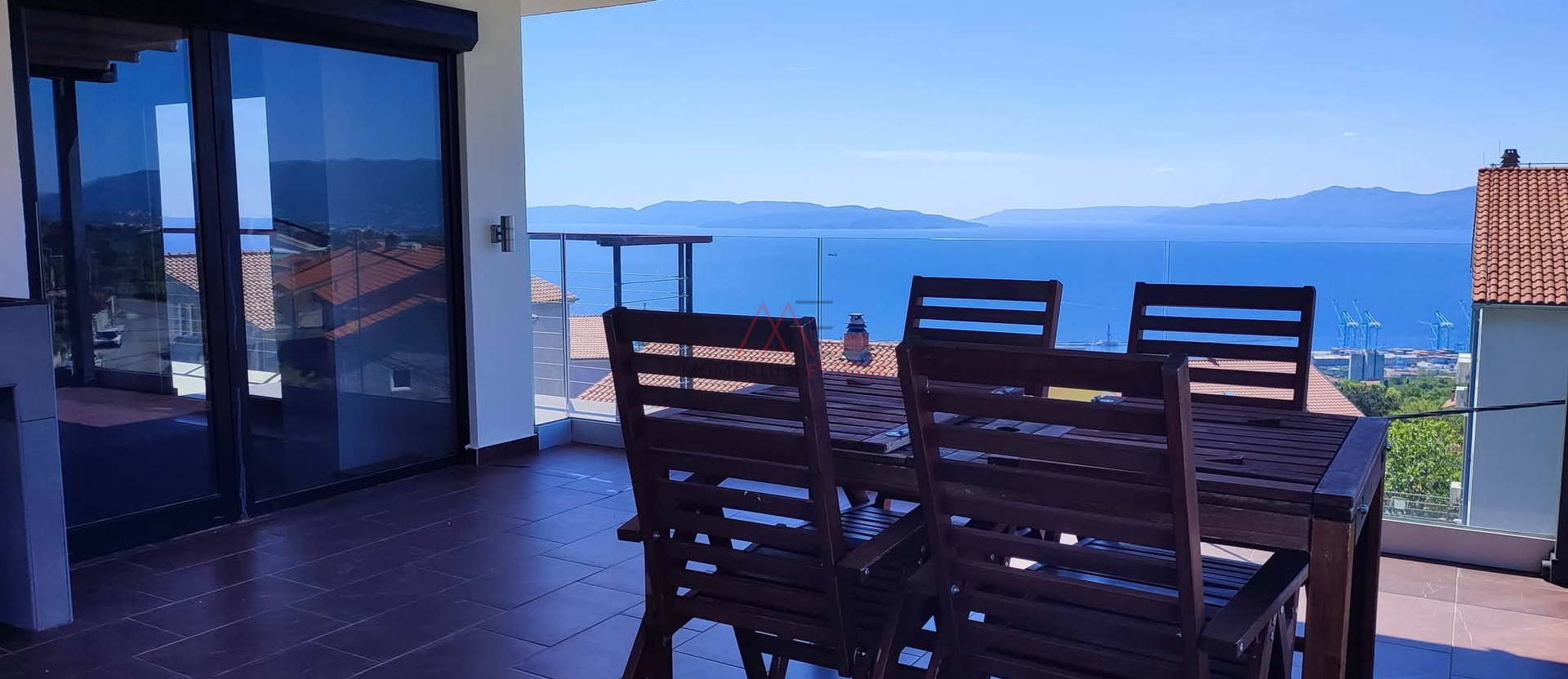 Vrhunski stan za najam s garažom, pet friendly