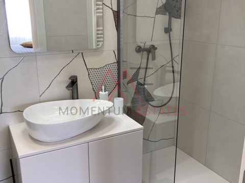 Moderan jednosoban stan u &scaron;irem centru