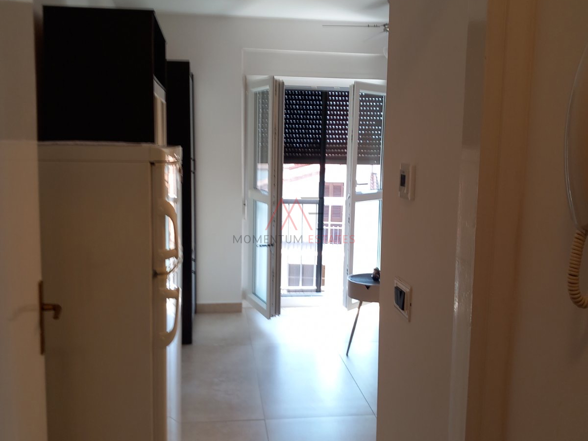 Rovinj centar garsonijera za 1 osobu