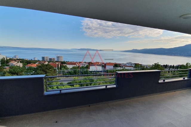 Zamet, novogradnja s garažom