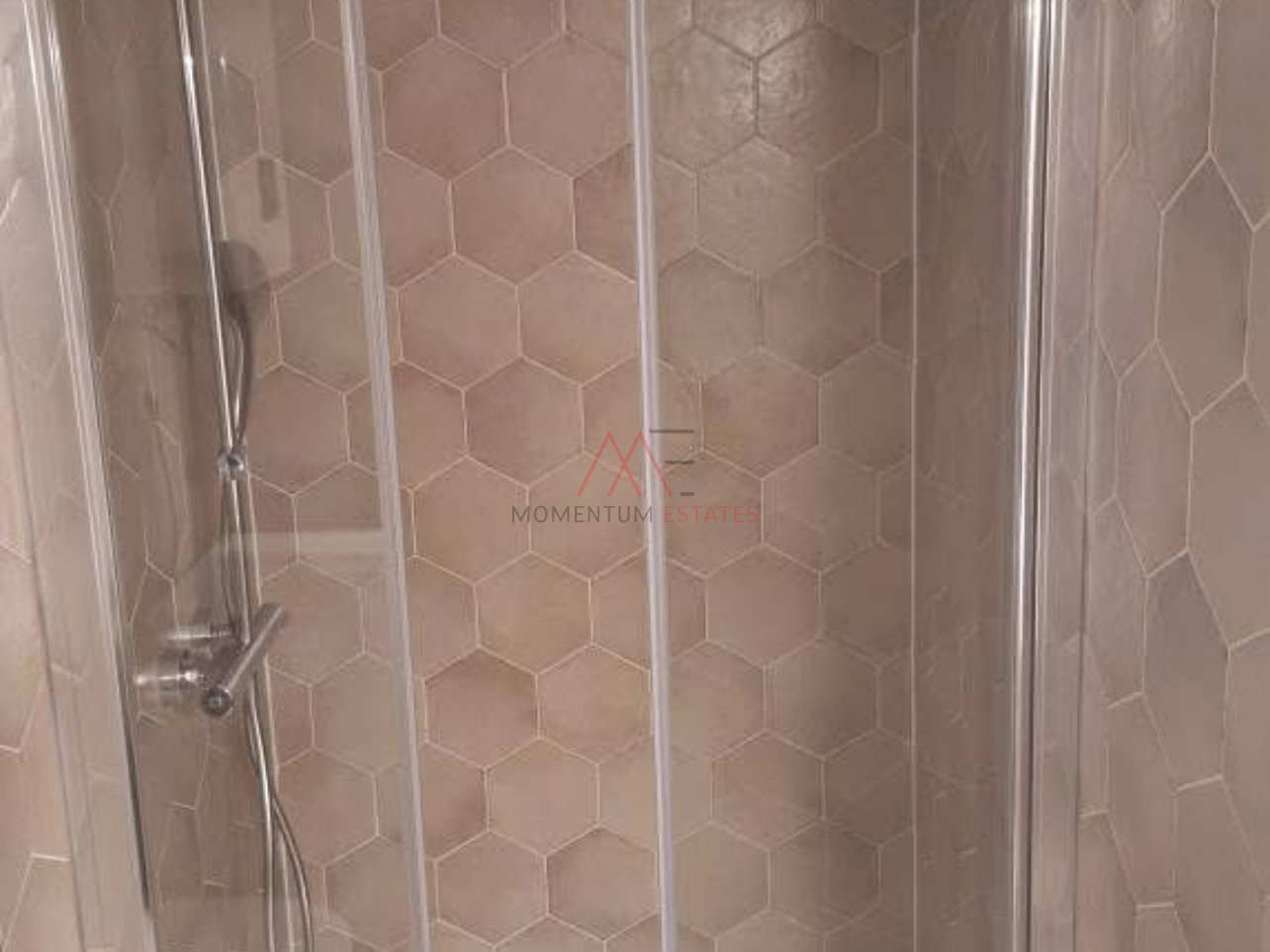 Martinkovac,moderan sta za najam