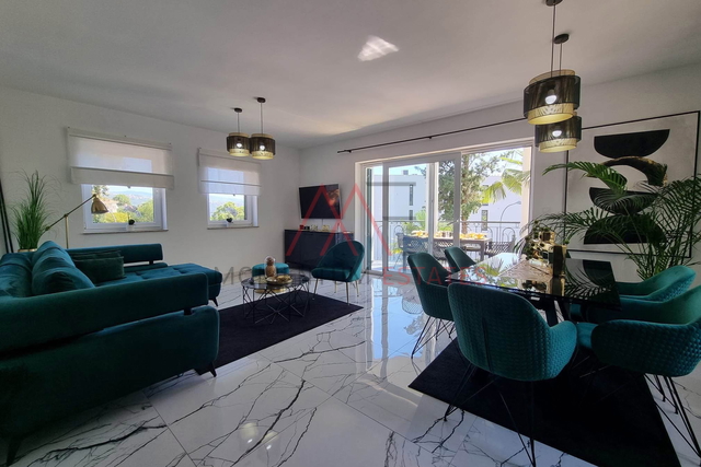 Appartamento, 86 m2, Affitto, Opatija