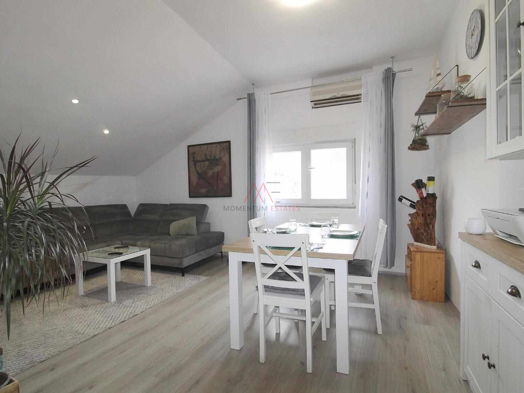 Stanovanje&comma; 45 m2&comma; Najem&comma; Rijeka - Centar