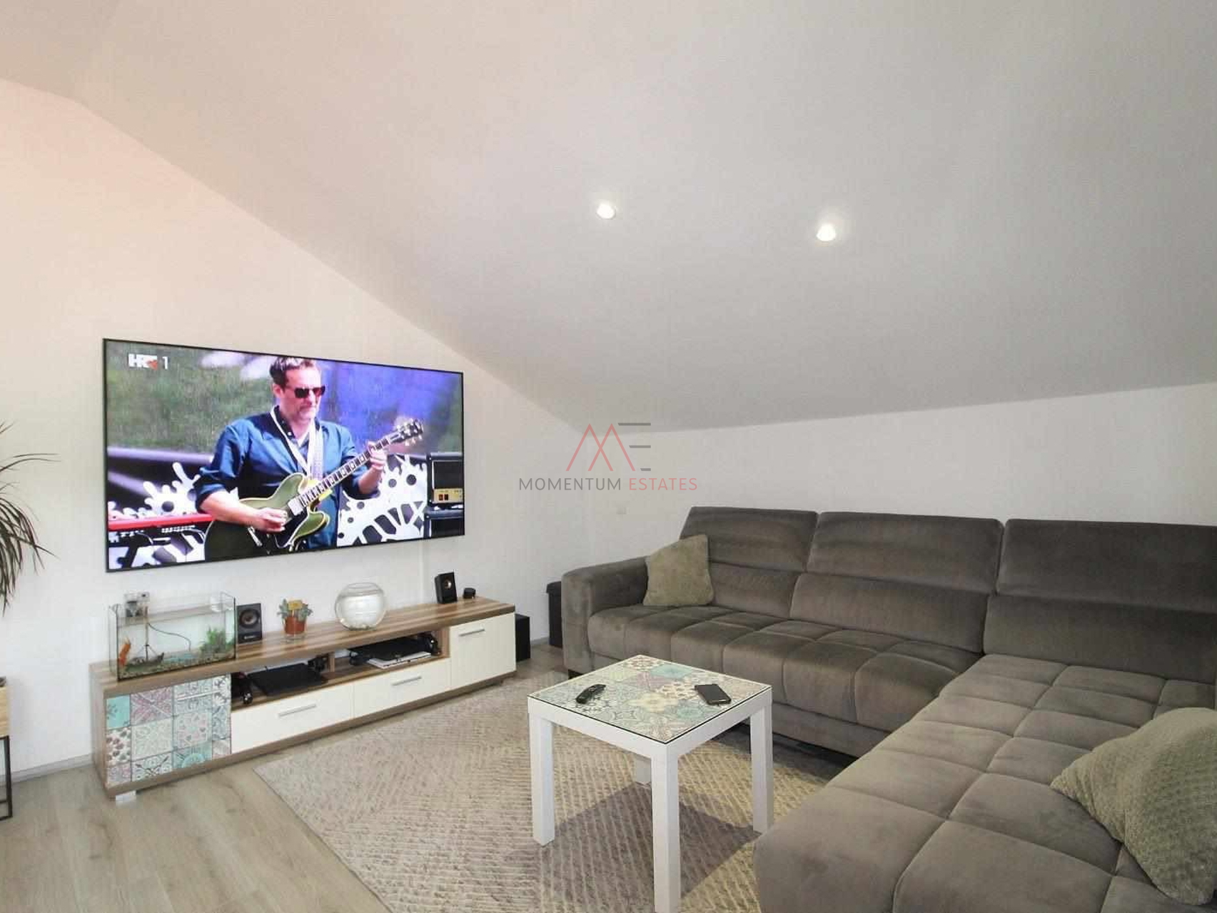 Stanovanje&comma; 45 m2&comma; Najem&comma; Rijeka - Centar