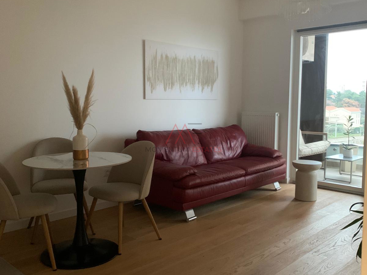 Kantrida&comma;stan s predivnim pogledom