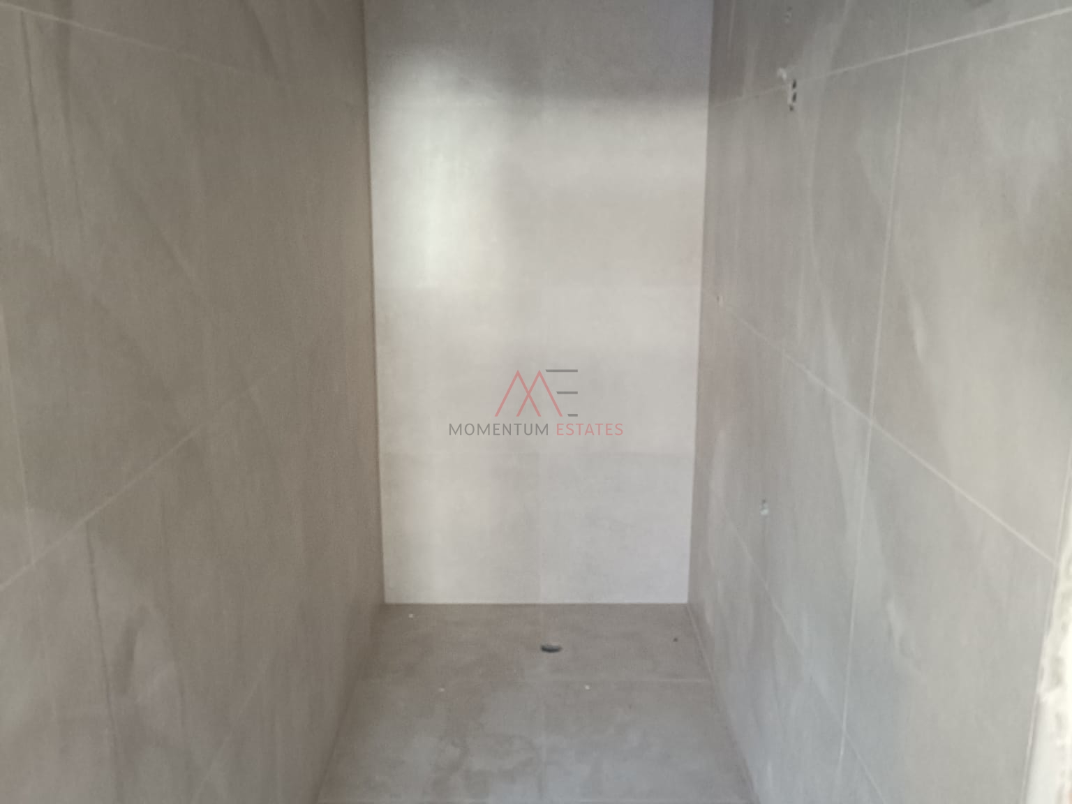 Crikvenica&comma; jednosobni stan s prostranom terasom i balkonom