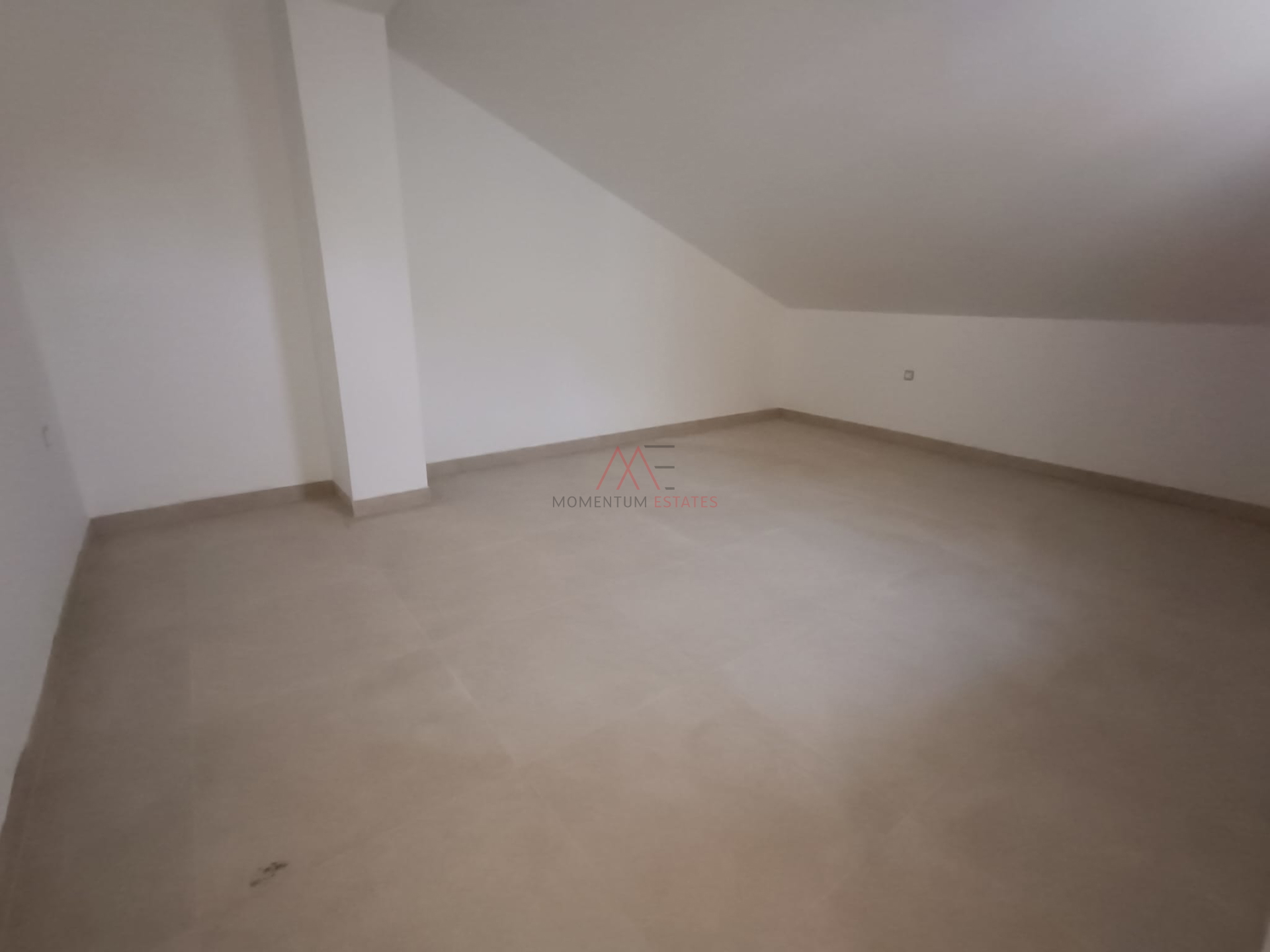 Crikvenica&comma; jednosobni stan s prostranom terasom