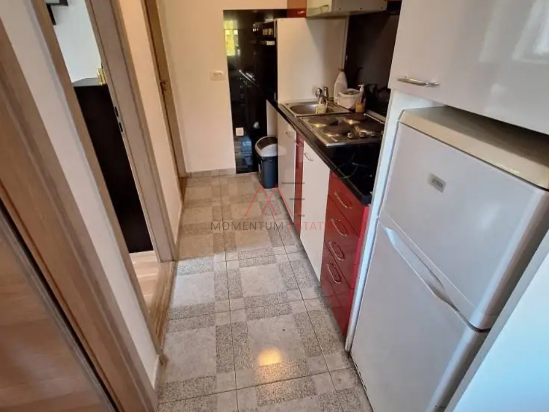 Bulevard&comma; 1s&plus;db sa terasom