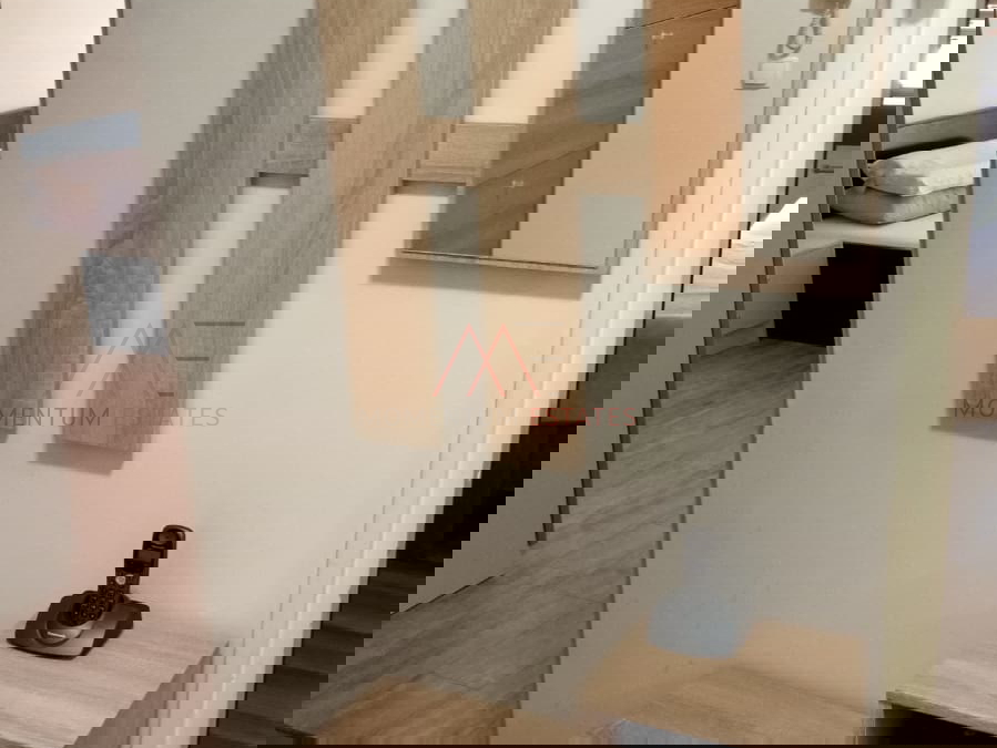 Rasto&ccaron;ine&comma; 2s&plus;db pogled more