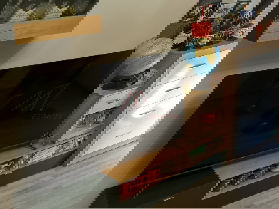 Rasto&ccaron;ine&comma; 2s&plus;db pogled more