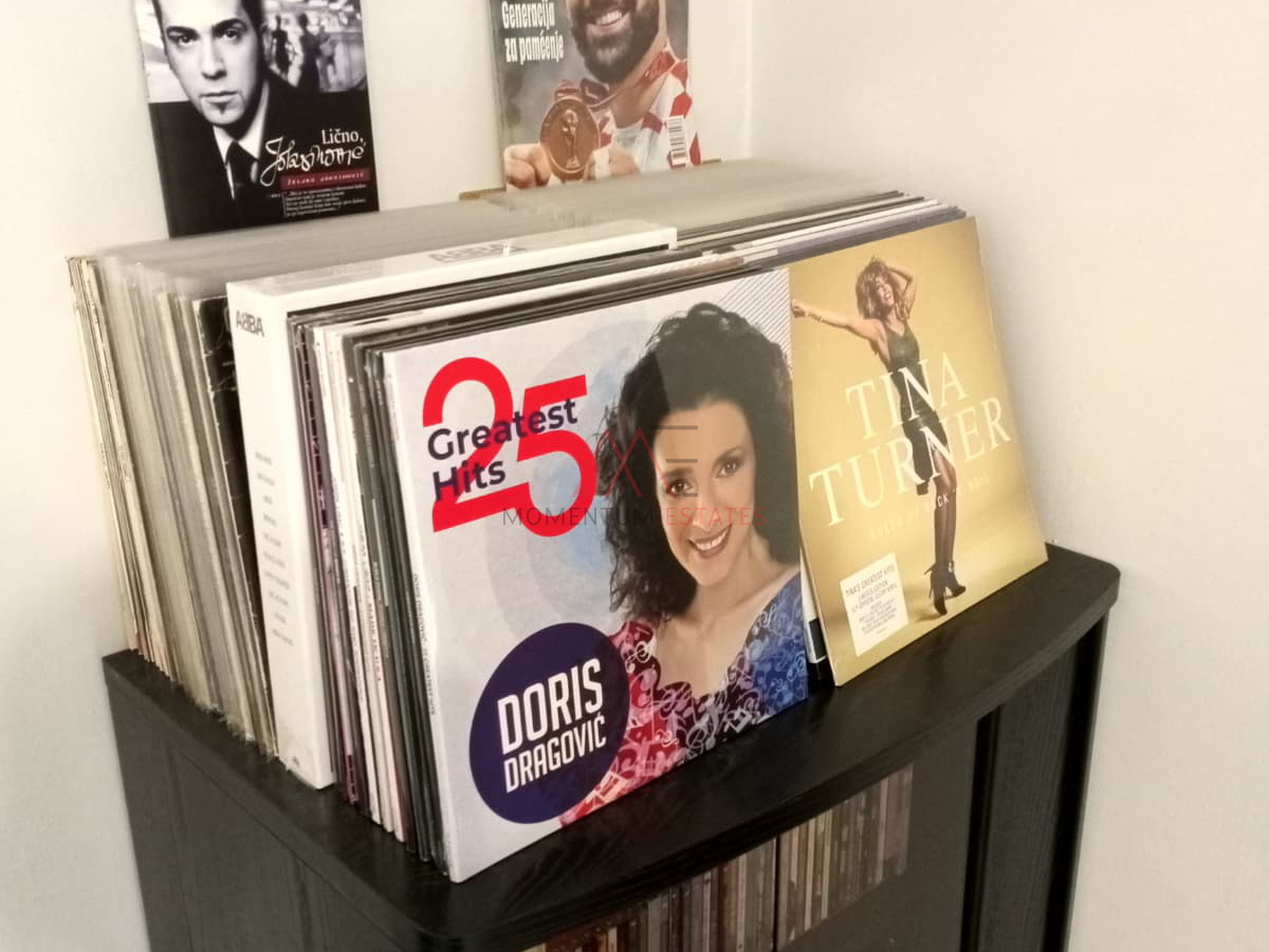 Rasto&ccaron;ine&comma; 2s&plus;db pogled more