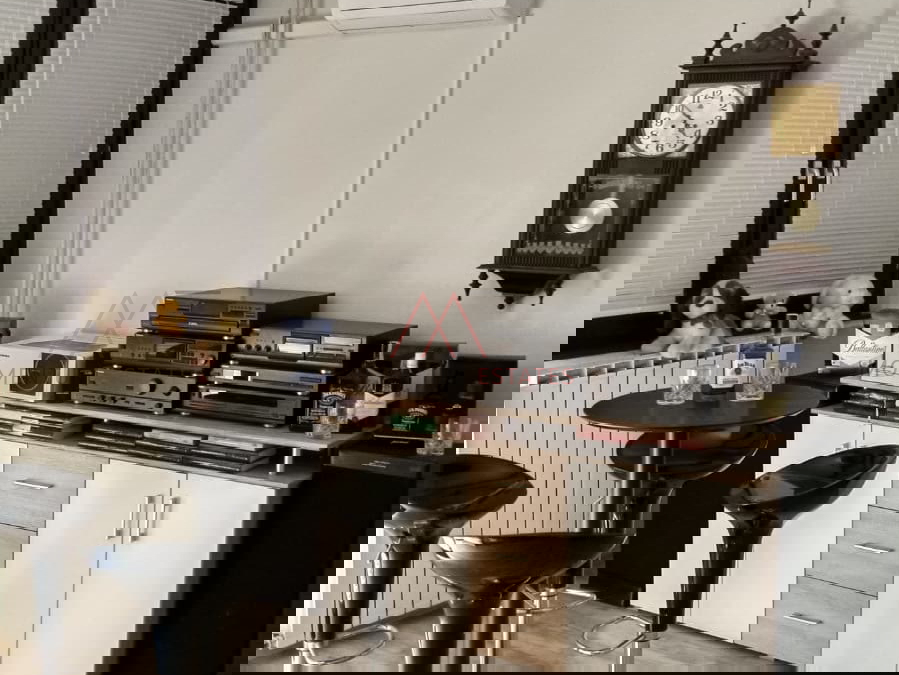 Rasto&ccaron;ine&comma; 2s&plus;db pogled more