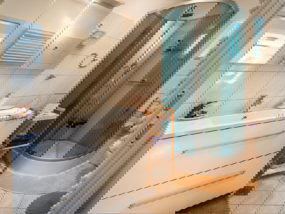 Trsat&comma; 1s&plus;db najam na godinu dana