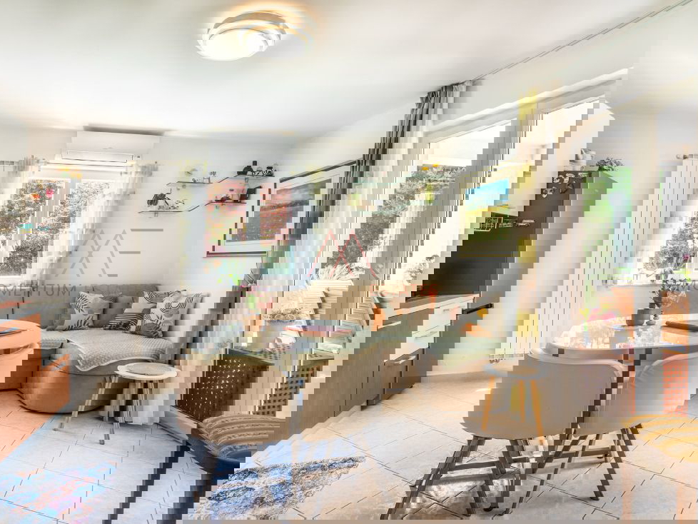 Trsat&comma; 1s&plus;db najam na godinu dana