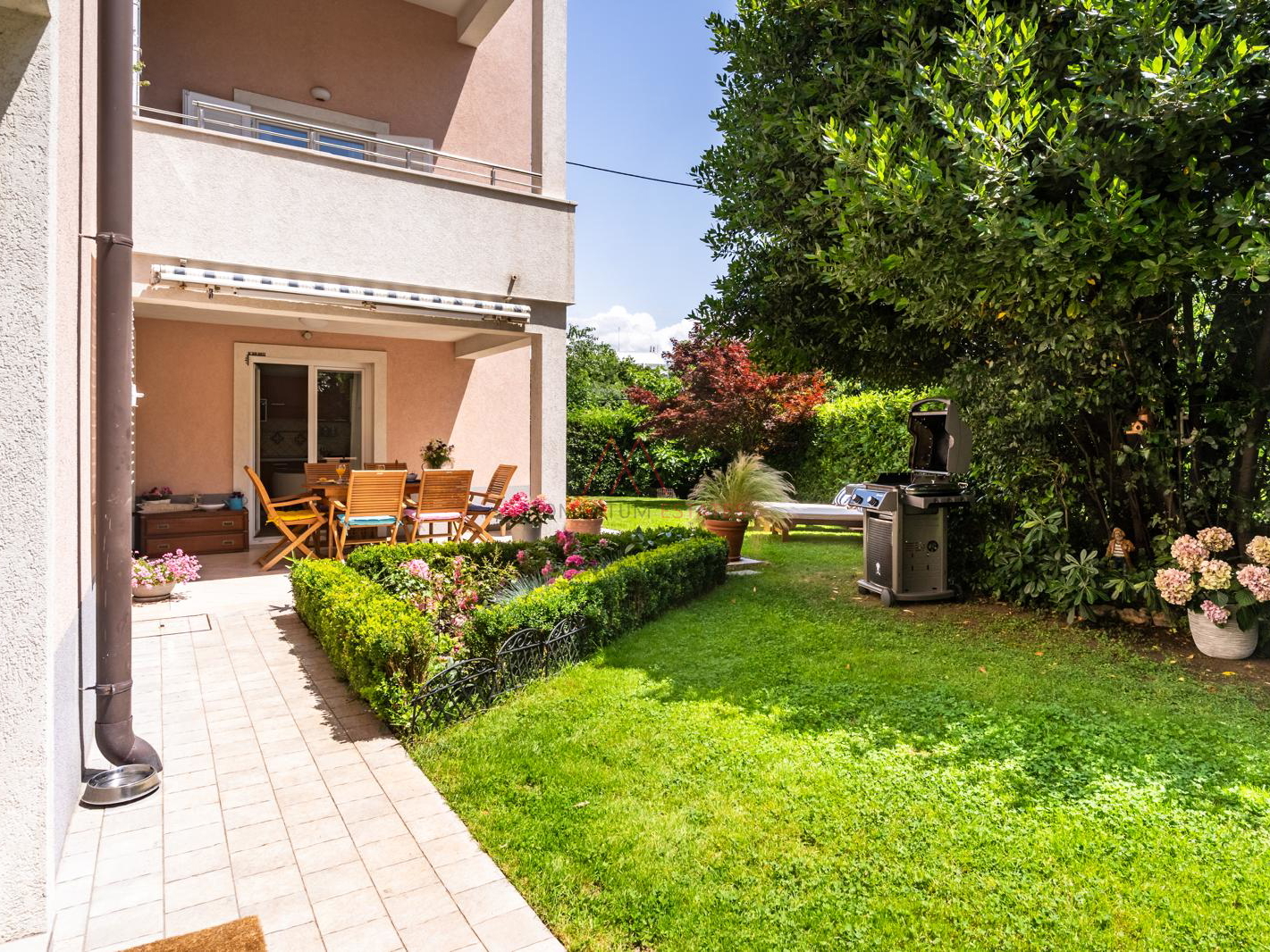 Trsat&comma; 1s&plus;db najam na godinu dana