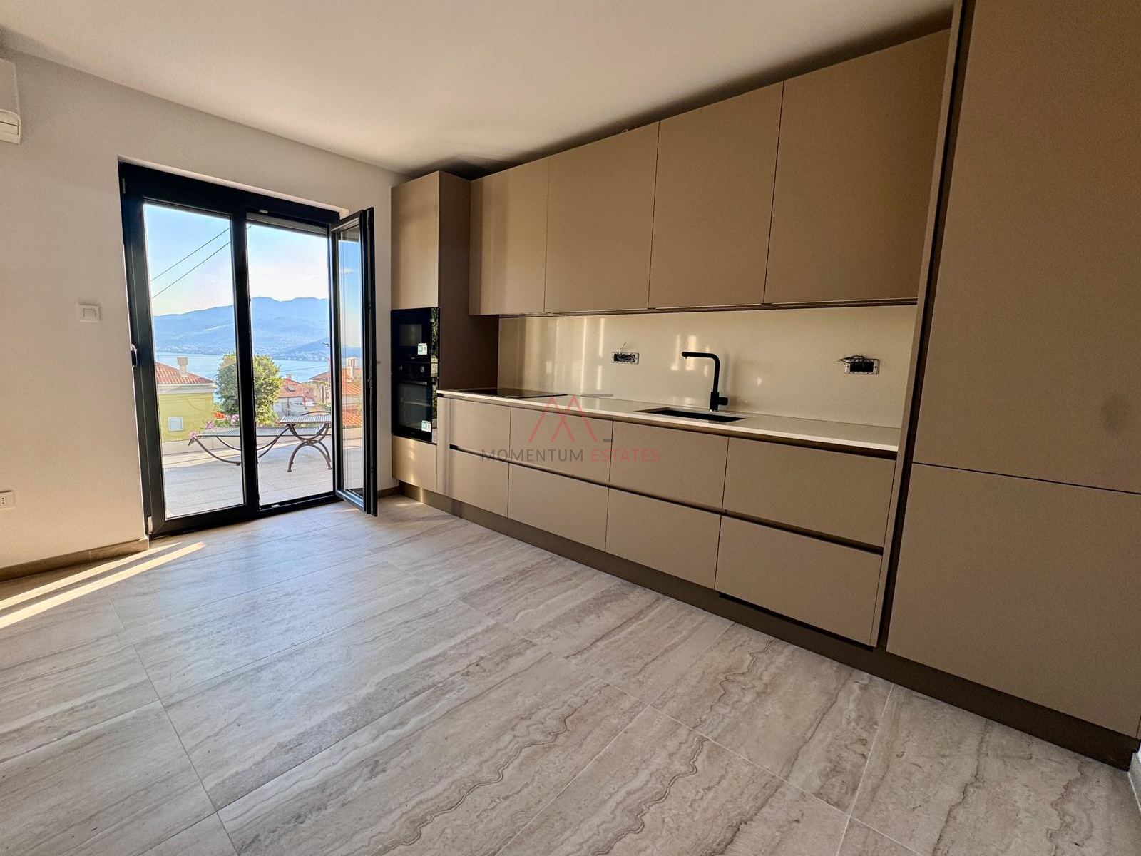Apartment&comma; 95 m2&comma; For Rent&comma; Rijeka - Martinkovac