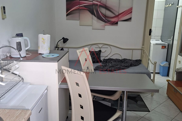 Wohnung, 25 m2, Vermietung, Rijeka - Gornja Vežica