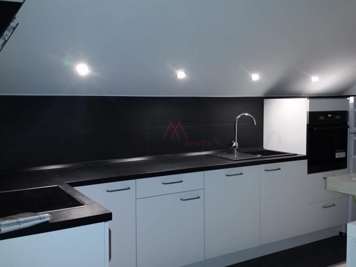 Appartamento, 80 m2, Affitto, Rijeka - Zamet