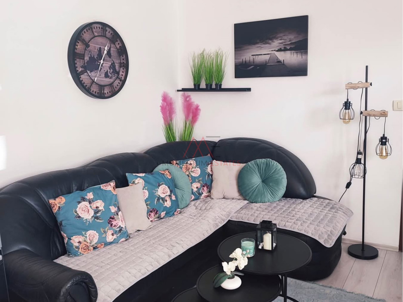 Pahlin,uredan stan za najam,režije uključene